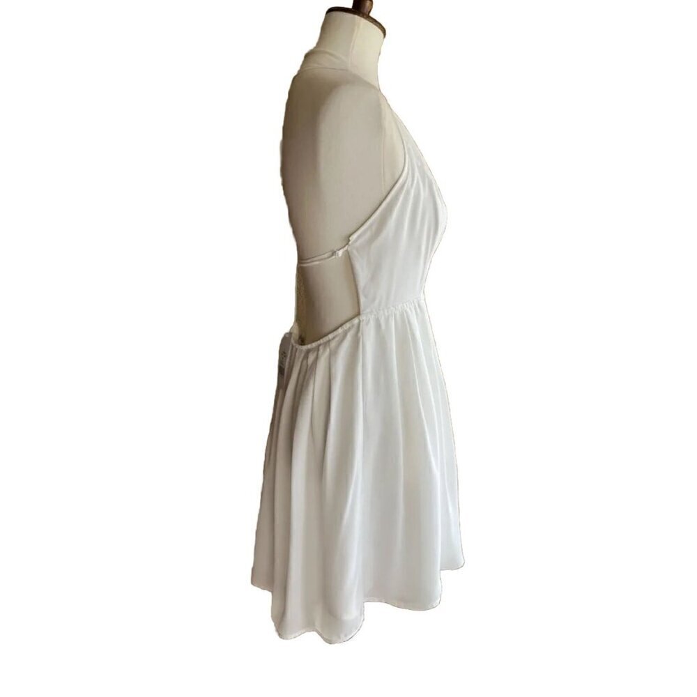 Lioness White Pleated Plunge Mini Dress M | Sold by Nasty Gal - Picture 7 of 10
